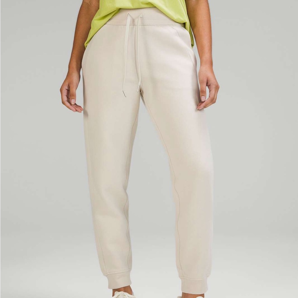 Lululemon cream scuba joggers